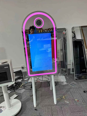 45" Curved Magic Mirror Booth | Flight Case + Accessories