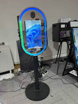 19" Portable Selfie Photo Booth | Flight Case + Accessories